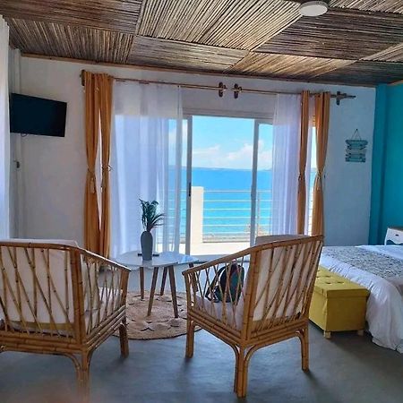 Hotel Riziky Antsiranana Екстер'єр фото